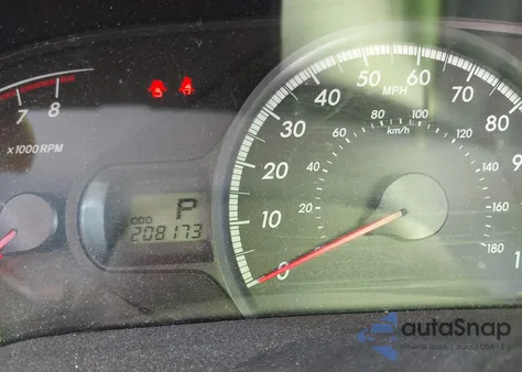 2011 Toyota Sienna Le V6 from USA, damaged, VIN 5TDKK3DCXBS035282